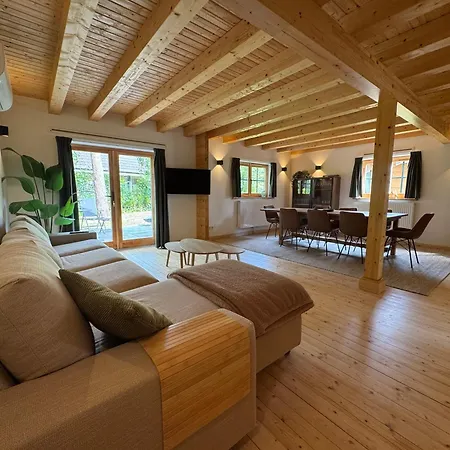 بيت للعطل Huize Christiaan *